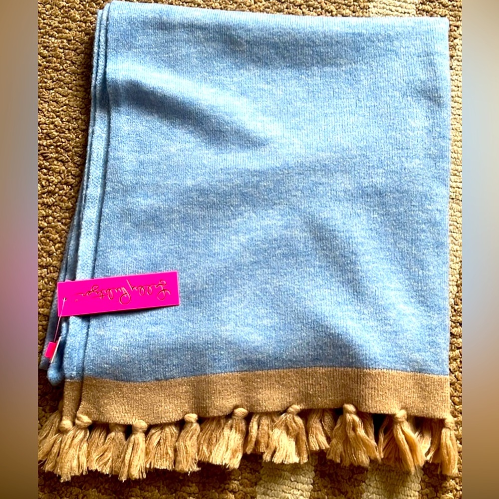 Lilly Pulitzer NWT Wrap/Shawl
